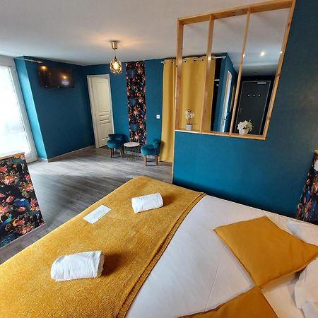 Logis Hotels - Auberge De L'Ile - Hotel 3 Etoiles Et Restaurant Creysse  Zewnętrze zdjęcie