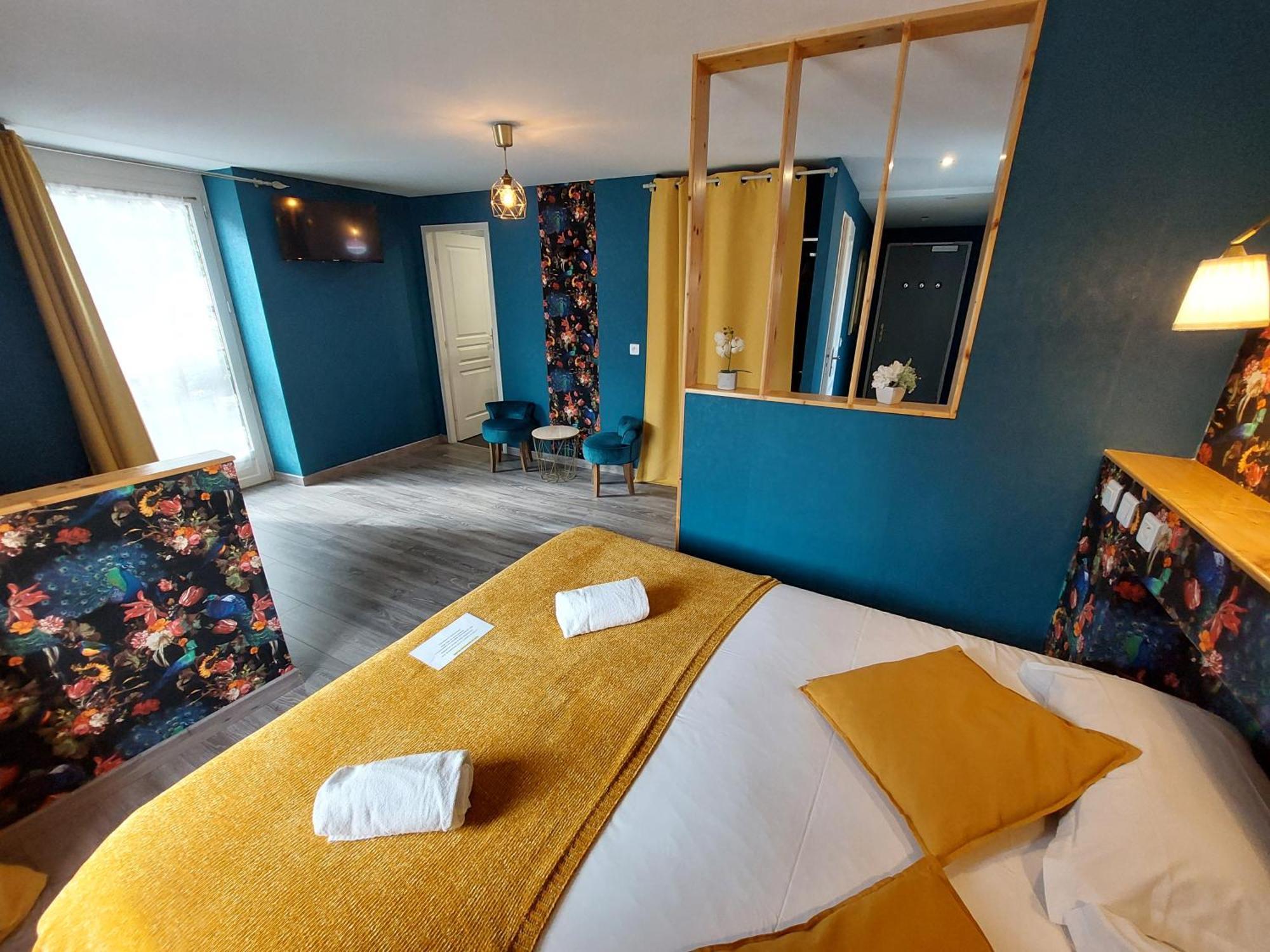 Logis Hotels - Auberge De L'Ile - Hotel 3 Etoiles Et Restaurant Creysse  Zewnętrze zdjęcie