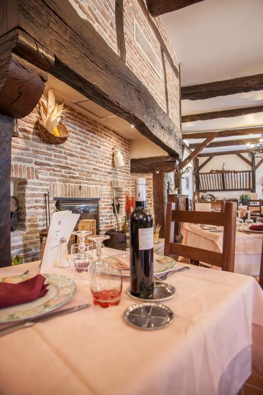 Logis Hotels - Auberge De L'Ile - Hotel 3 Etoiles Et Restaurant Creysse  Zewnętrze zdjęcie