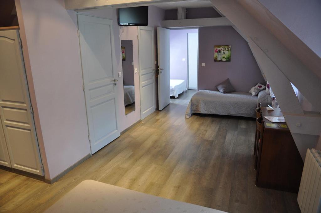 Logis Hotels - Auberge De L'Ile - Hotel 3 Etoiles Et Restaurant Creysse  Zewnętrze zdjęcie